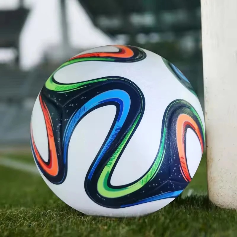 Piłka nożna dla mężczyzn i kob – Team Sports recenzja i cena
